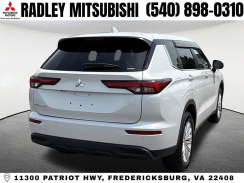 Used 2022 Mitsubishi Outlander ES AWD/4WD image 19