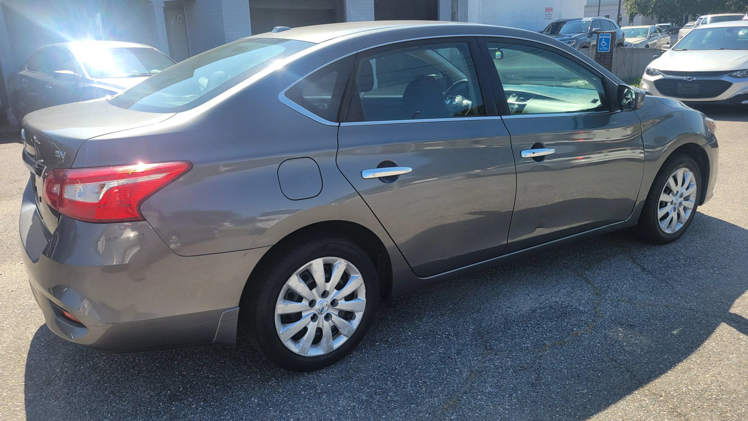 Used 2017 Nissan Sentra S FWD image 5