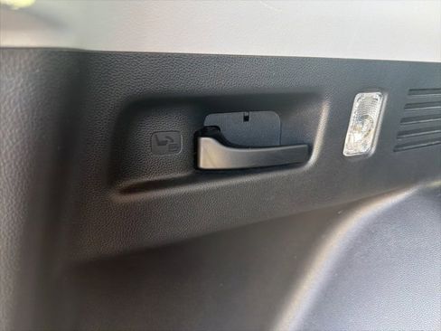 Certified 2018 Honda CR-V Touring image 27