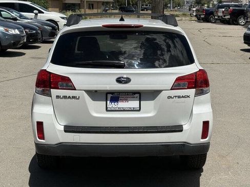 Used 2014 Subaru Outback 2.5i Limited w/ Moonroof Package AWD/4WD image 5