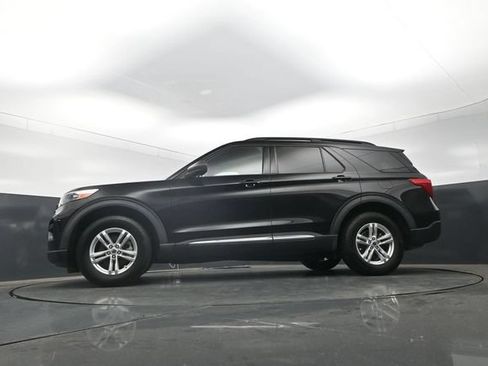 Used 2020 Ford Explorer XLT w/ Comfort Package AWD/4WD image 25