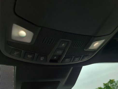 Used 2021 Ford Expedition Limited RWD image 25