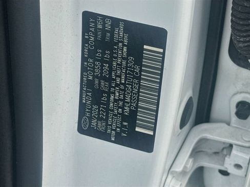 Used 2026 Hyundai Elantra Sport FWD image 29