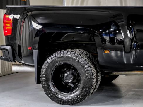 Used 2018 GMC Sierra 3500 Denali w/ Duramax Plus Package AWD/4WD image 6