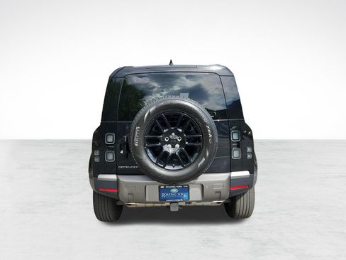 Used 2026 Land Rover Defender 110 S AWD/4WD image 9