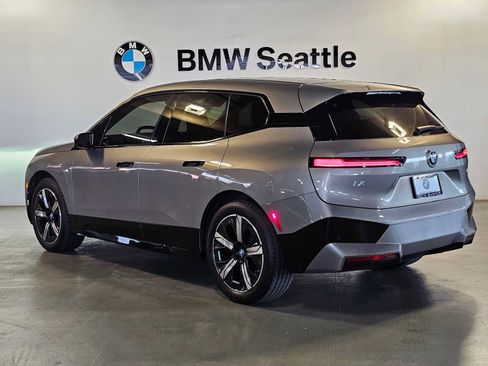 Certified 2025 BMW iX xDrive50 w/ Sport Package AWD/4WD image 4