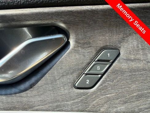 Used 2024 Jeep Grand Cherokee L Limited w/ Luxury Tech Group II AWD/4WD image 33