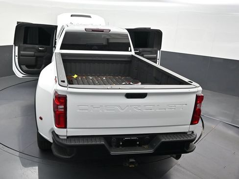 Used 2025 Chevrolet Silverado 3500 W/T AWD/4WD image 35