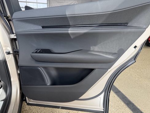 Used 2025 Polestar Polestar 3 image 34