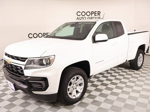 Used 2022 Chevrolet Colorado LT w/ Fleet Safety Package image 9