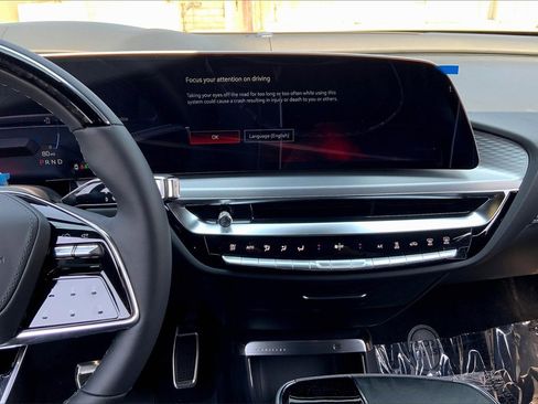 New 2026 Cadillac Lyriq V image 8