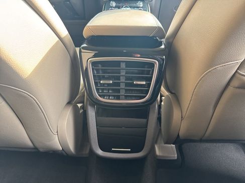 Certified 2023 Lincoln Nautilus AWD image 21