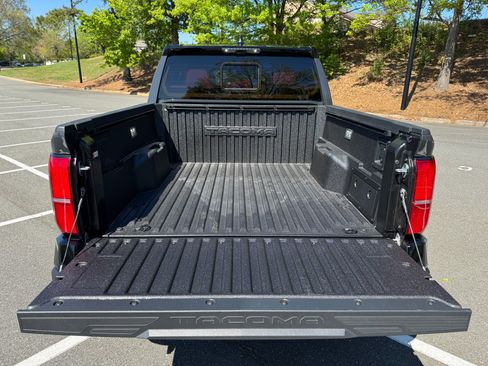 Used 2025 Toyota Tacoma TRD Pro image 11