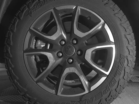 Used 2025 Jeep Compass Trailhawk w/ Trailer Tow Group image 12