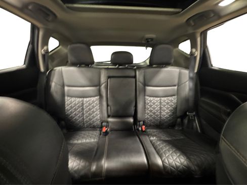 Used 2023 Nissan Murano Platinum image 46