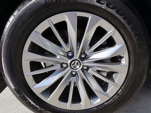 Used 2025 MAZDA CX-90 Plug-In Hybrid w/ Preferred image 43