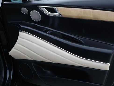 Used 2024 Genesis GV80 3.5T w/ Advanced Package image 17