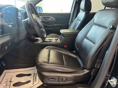 Used 2024 Chevrolet Traverse LT w/ LPO, Floor Liner Package image 23