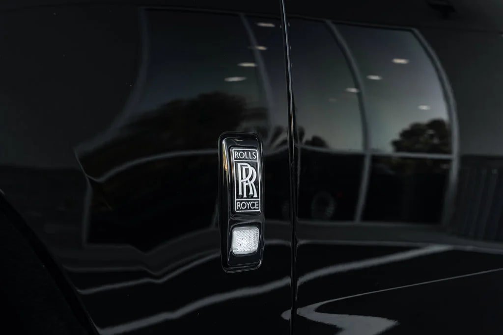 Used 2026 Rolls-Royce Cullinan w/ Cullinan Package AWD/4WD image 3