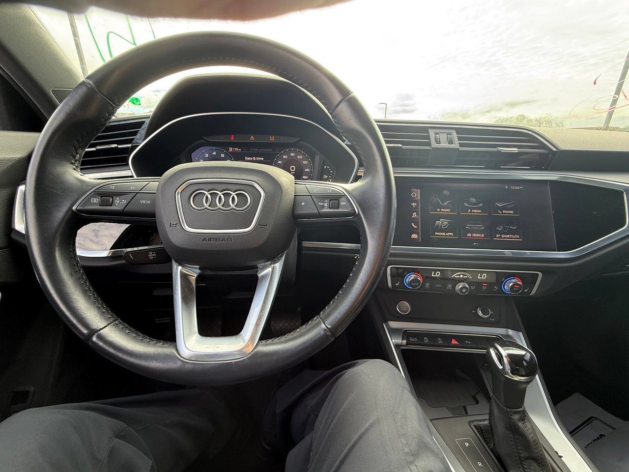 Used 2020 Audi Q3 2.0T Premium Plus w/ Premium Plus Package AWD/4WD image 21