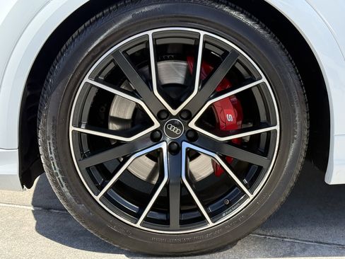 Used 2023 Audi SQ8 Prestige w/ Prestige Package image 12