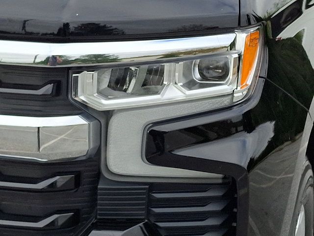 Used 2025 Chevrolet Silverado 1500 LT AWD/4WD image 9