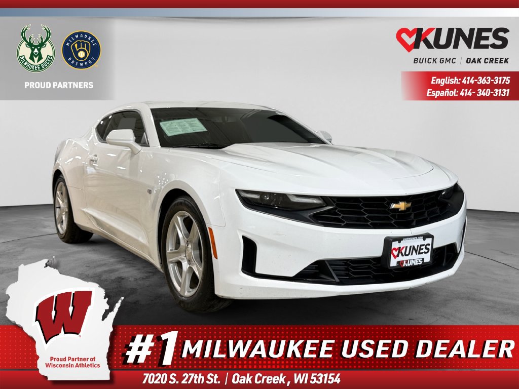 Used 2023 Chevrolet Camaro LT RWD image 1