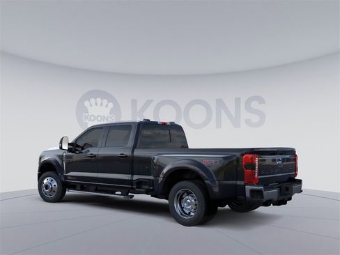 New 2026 Ford F450 XLT w/ XLT Premium Package image 5