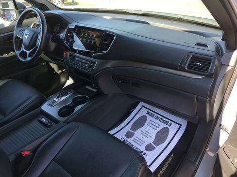 Used 2022 Honda Passport EX-L image 11