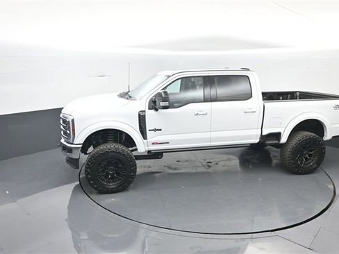 New 2026 Ford F250 Lariat w/ Lariat Ultimate Package image 21