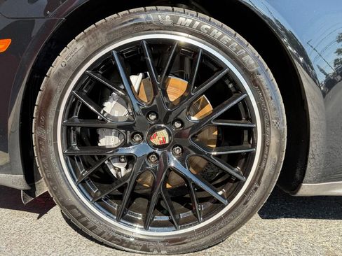 Used 2021 Porsche Panamera w/ Premium Package RWD image 8