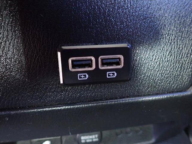 Used 2017 Nissan Armada SL AWD/4WD image 12