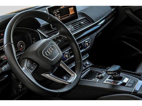 Used 2019 Audi Q5 Prestige w/ Prestige Package AWD/4WD image 15