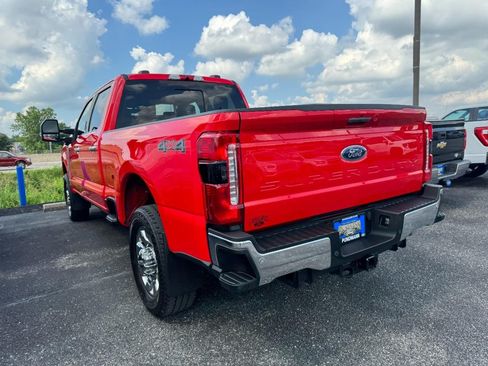 Used 2023 Ford F350 Lariat w/ Lariat Ultimate Package AWD/4WD image 9