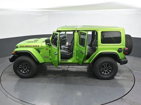 Used 2025 Jeep Wrangler Unlimited Rubicon AWD/4WD image 50
