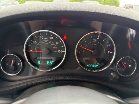 Used 2016 Jeep Wrangler Sport w/ Quick Order Package 23S AWD/4WD image 11