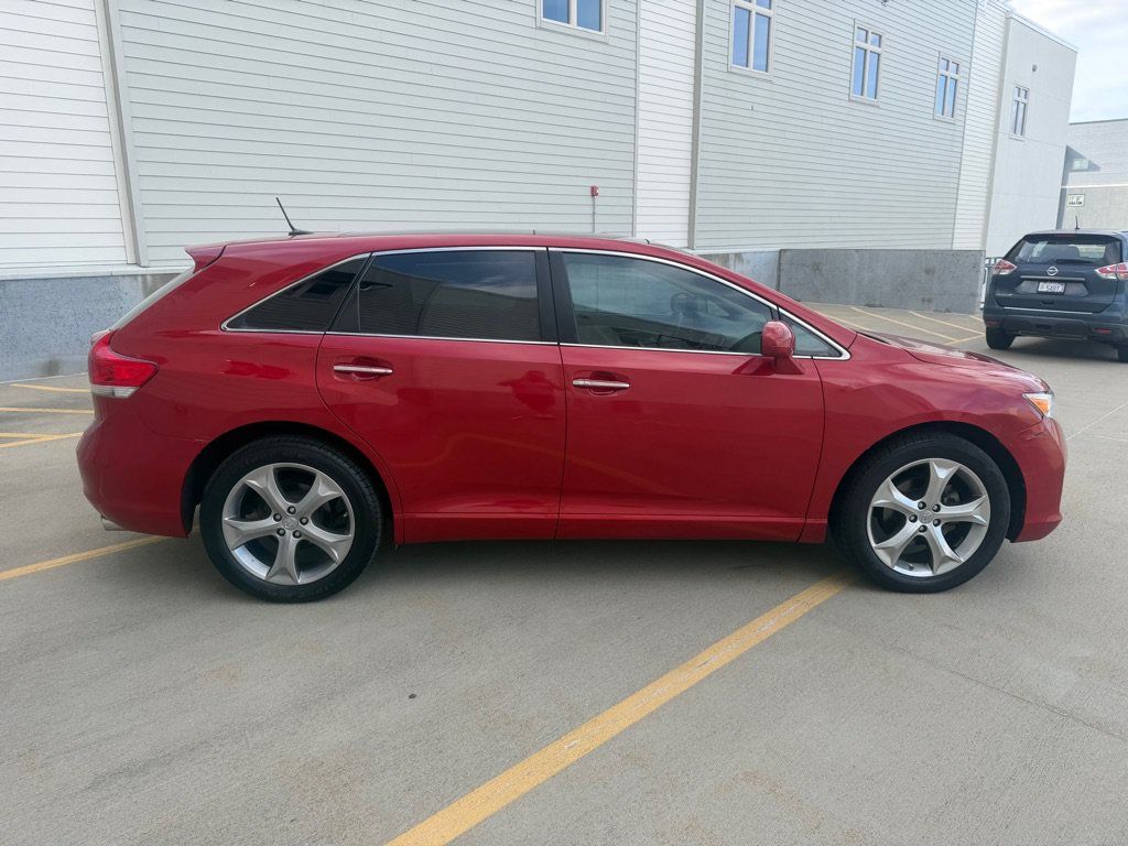 Used 2009 Toyota Venza AWD image 6