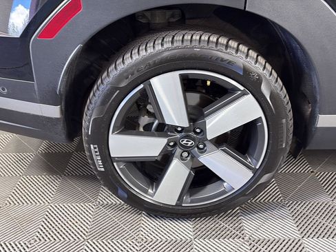 Used 2025 Hyundai Santa Fe Limited image 13