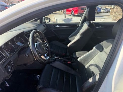 Used 2016 Volkswagen GTI SE image 22