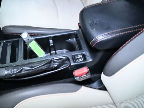 Used 2016 Subaru Crosstrek 2.0i Premium w/ Moonroof Package image 24