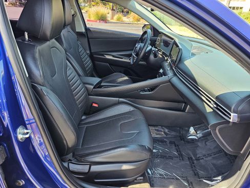 Used 2023 Hyundai Elantra Limited FWD image 27