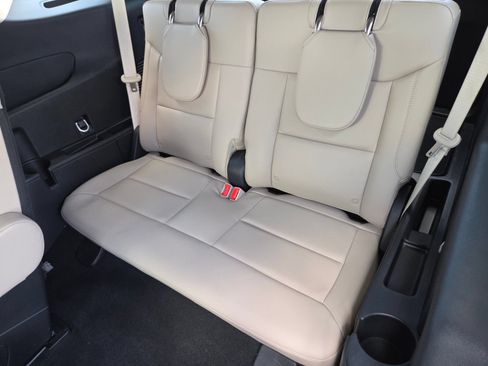 Certified 2023 Ford Explorer Limited w/ Limited Technology Package RWD image 13