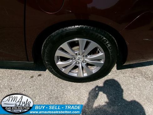 Used 2014 Honda Odyssey EX-L image 28