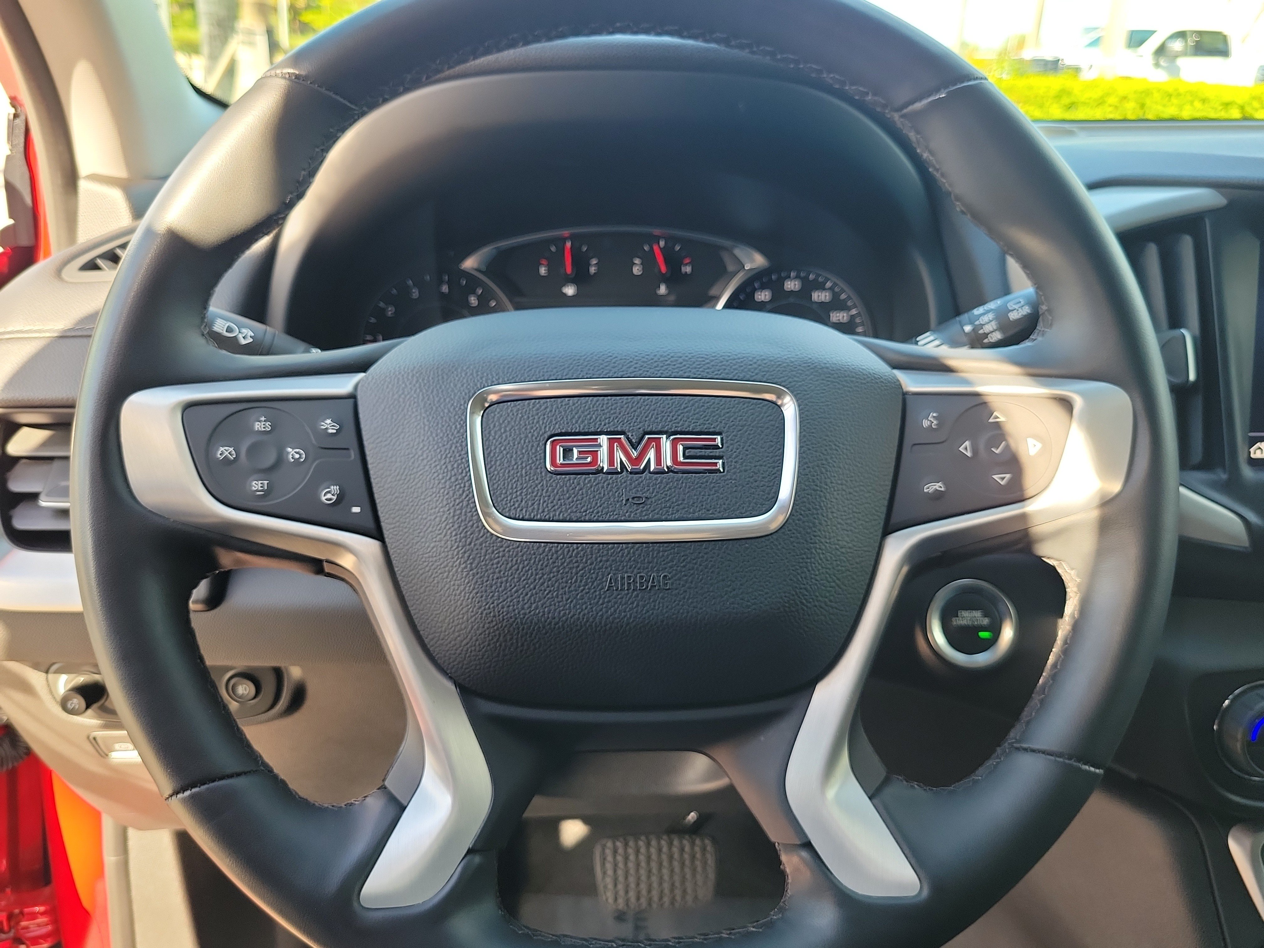 Used 2024 GMC Terrain SLT FWD image 17