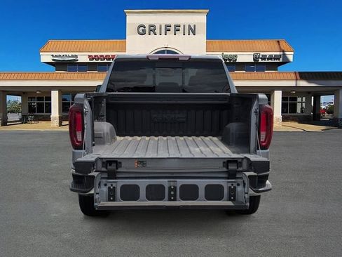Used 2024 GMC Sierra 1500 SLT w/ SLT Premium Plus Package AWD/4WD image 8