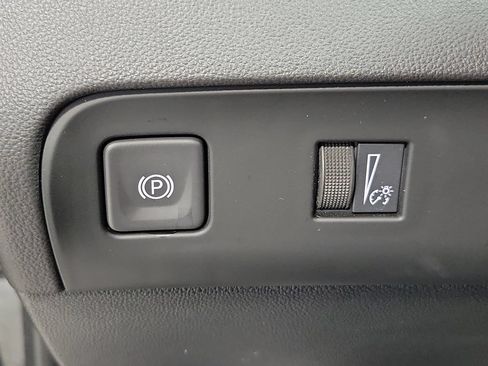 Used 2023 Buick Enclave Essence w/ Experience Buick Package AWD/4WD image 40