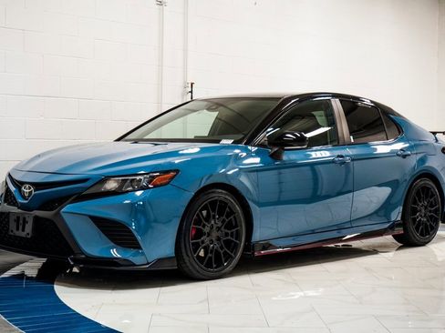 Used 2022 Toyota Camry TRD image 4