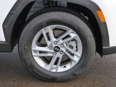 Certified 2025 Hyundai Tucson SE image 15