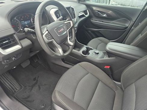 Used 2024 GMC Terrain SLE FWD image 21