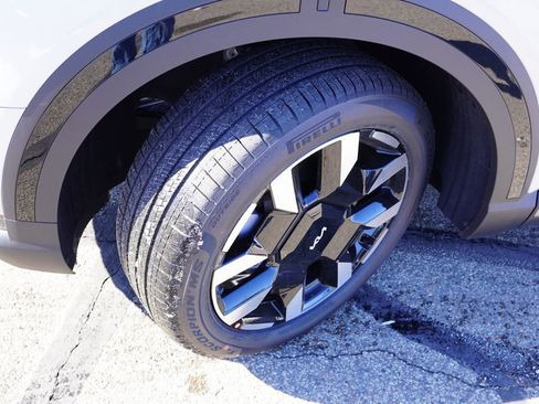 New 2027 Kia Telluride S image 9